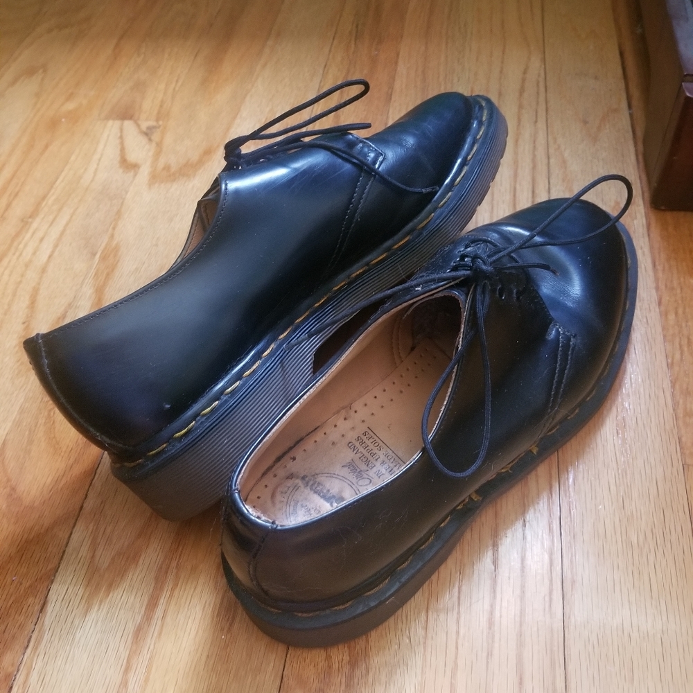 Doc Martens Oxfords, Unisex!